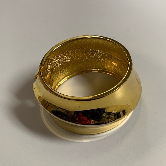 Gold bracelet - Picture 1 of 7